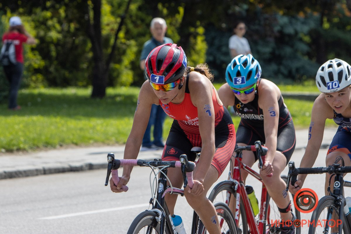 За соревнованиями наблюдали днепряне