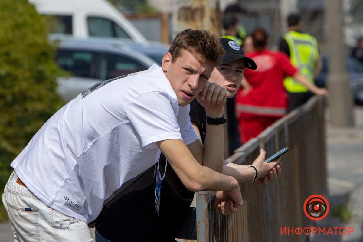 Нас заметили