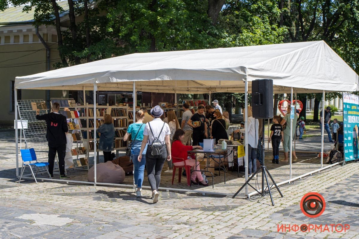 Ярмарка собрала достаточно много людей