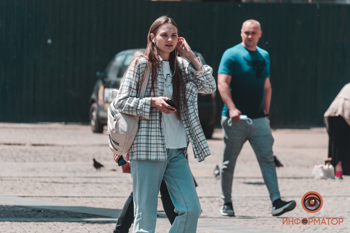 Нам всем не хватает эмоций