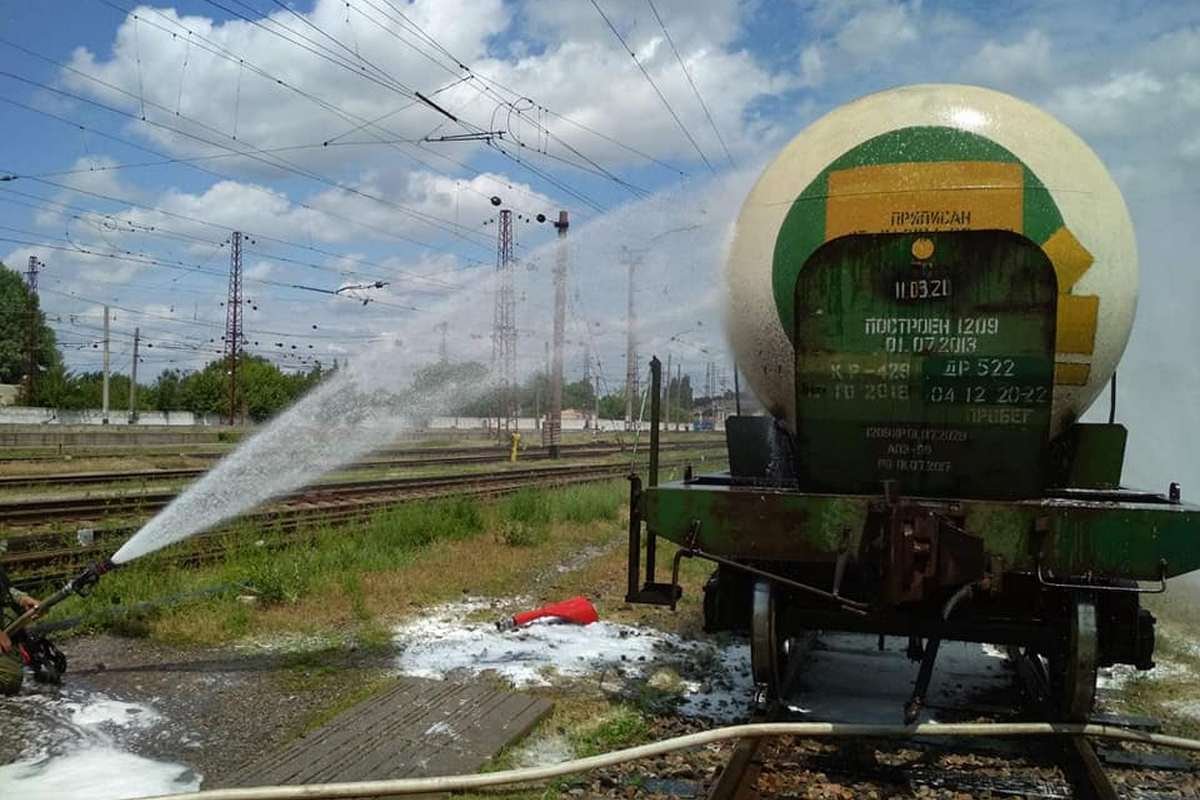 Авария произошла на станции "Синельниково-1" Авария произошла на станции "Синельниково-1"
