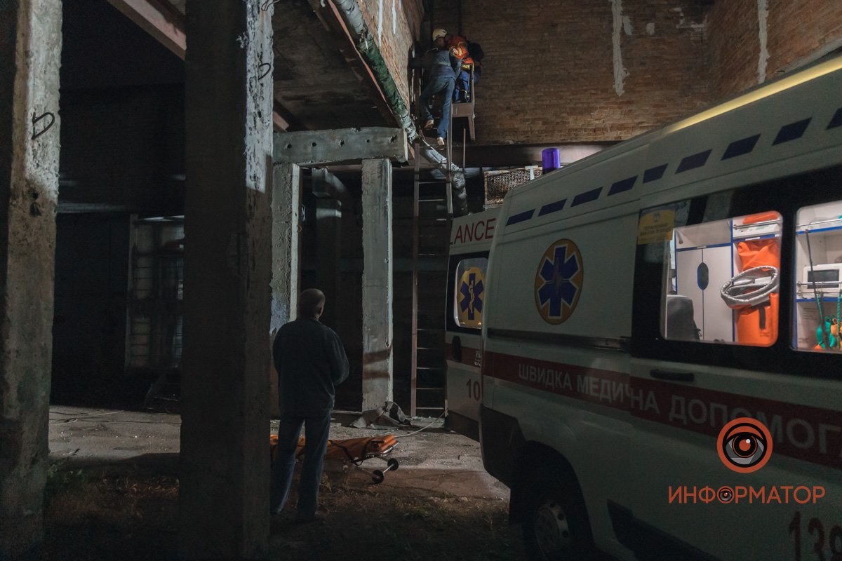На место съехались все экстренные службы На место съехались все экстренные службы