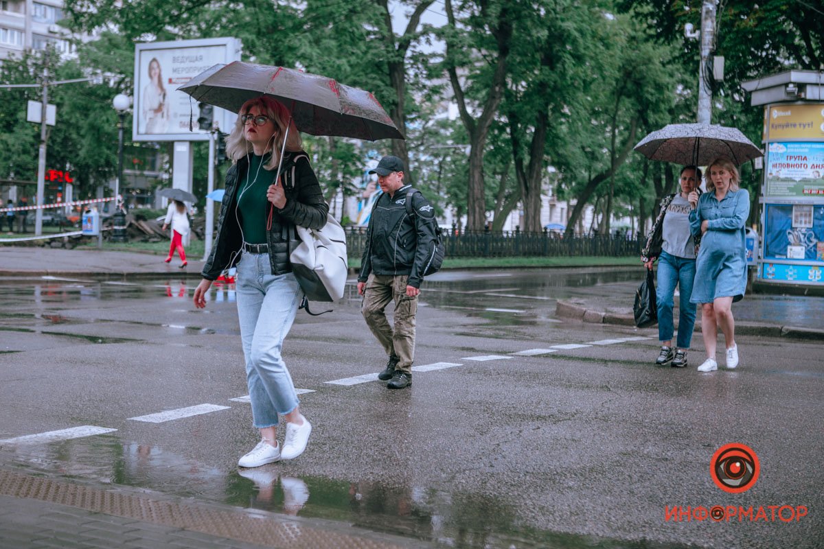 Не советуем выходить без зонта Не советуем выходить без зонта