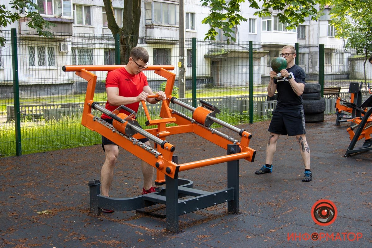 Иногда активист проводит мастер-классы и рекомендации во время своих тренировок Иногда активист проводит мастер-классы и рекомендации во время своих тренировок