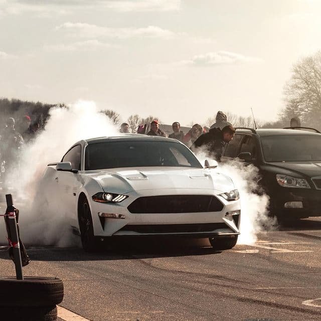 Концерт "Один в каноэ", производство кофе и футбол: куда пойти на выходных в Днепре 5