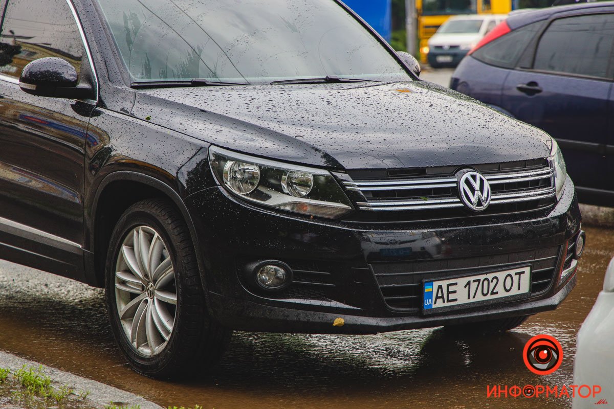 Машина ехала на зеленый