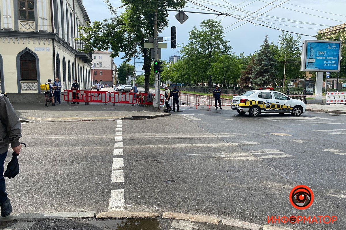 Взрывы, сирена и перекрытие: что происходит на проспекте Яворницкого в Днепре 1