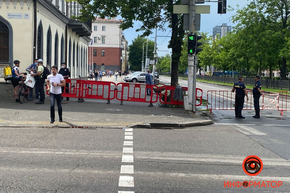 Взрывы, сирена и перекрытие: что происходит на проспекте Яворницкого в Днепре 3