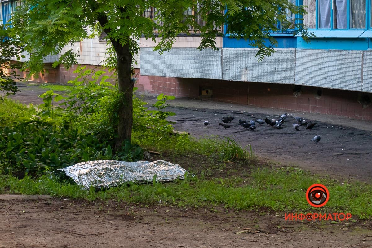 Известно, что умерший - мужчина средних лет Известно, что умерший - мужчина средних лет