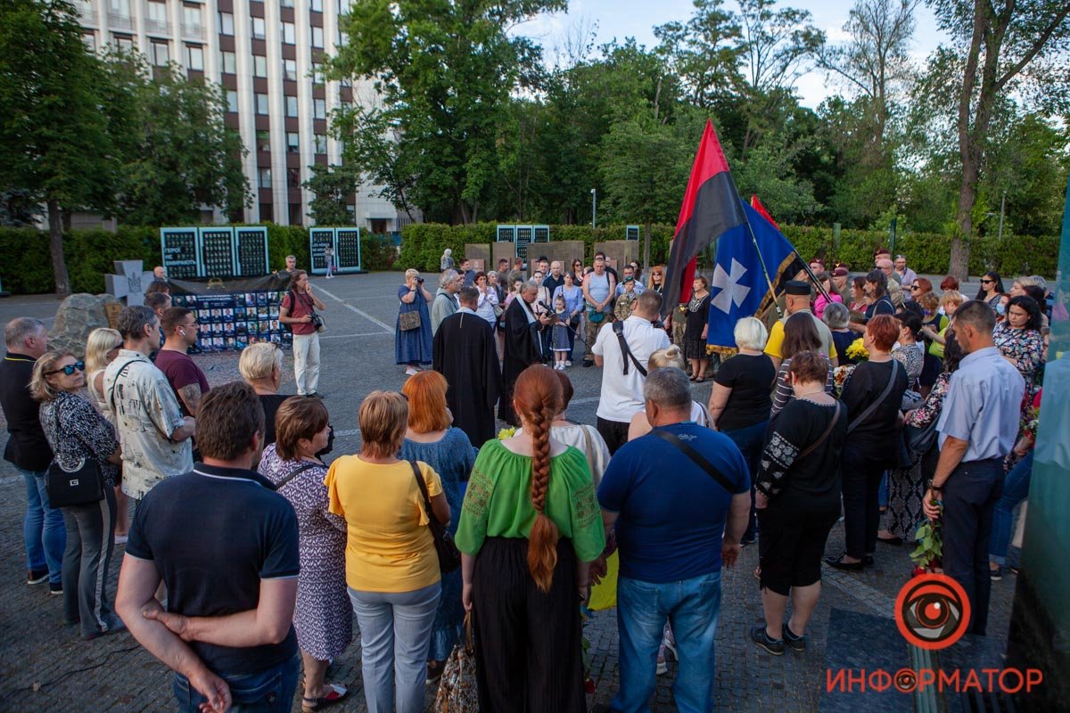 Герои не умирают Герои не умирают