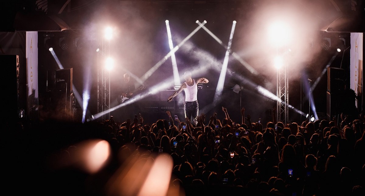 Помимо всех развлечений, организаторы праздника постарались сделать каждый день особенным Помимо всех развлечений, организаторы праздника постарались сделать каждый день особенным