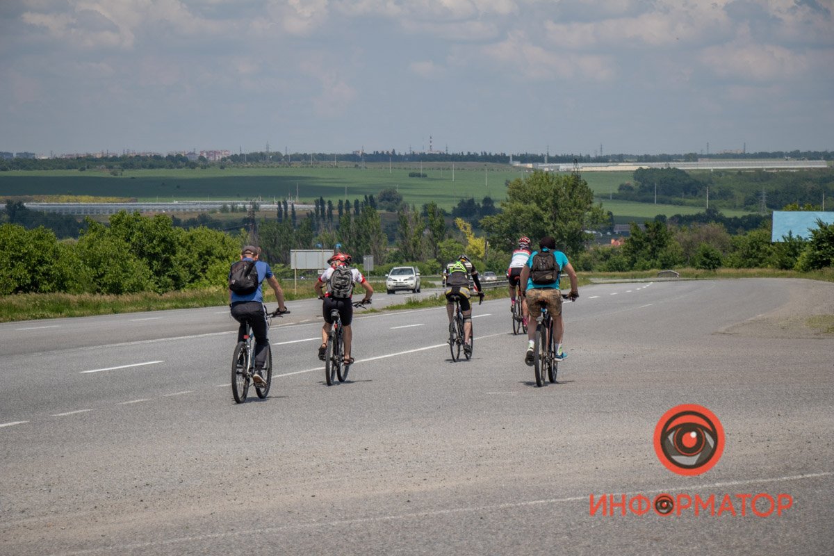 Двинулись в сторону города