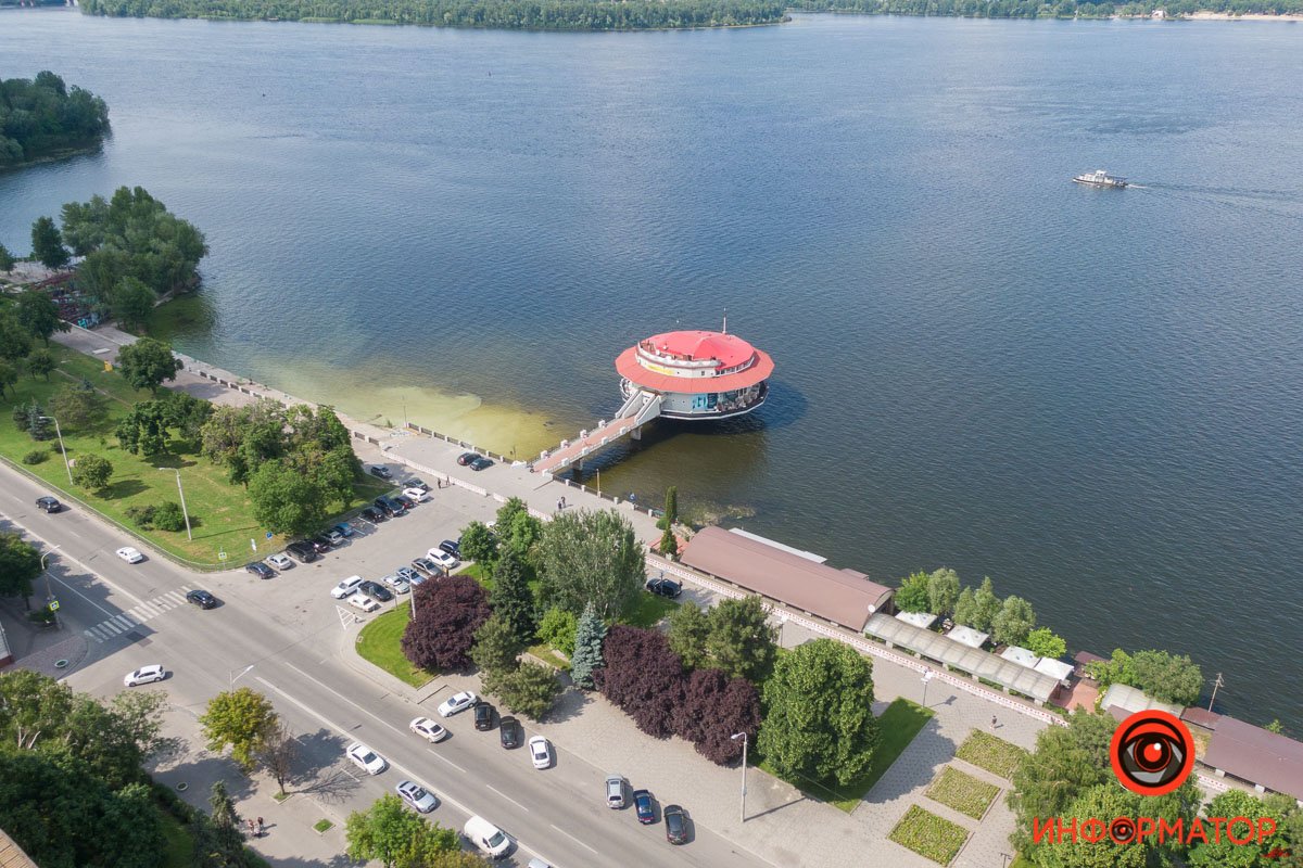 В Днепре от "Поплавка" до Воскресенской перекрыли Набережную Сичеславскую: что произошло 9