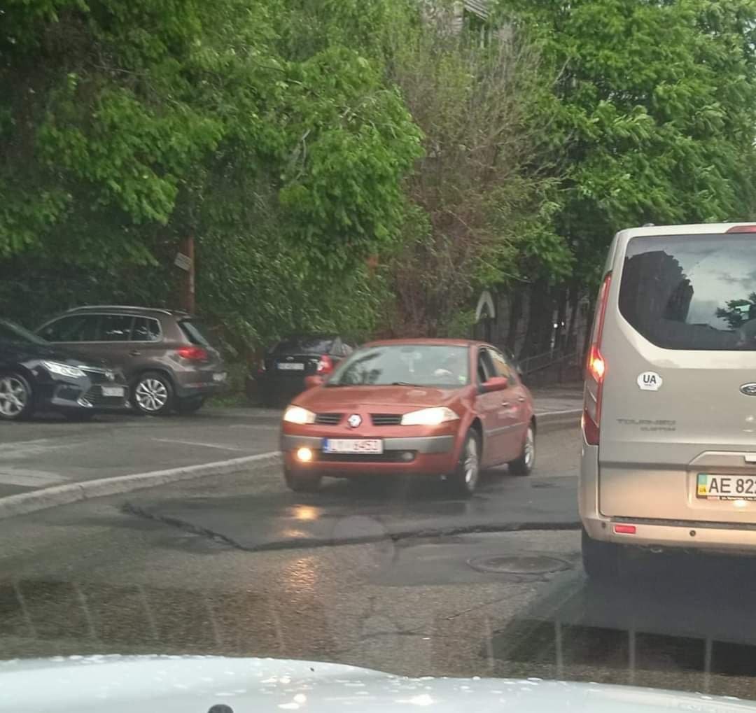 Крутогорный