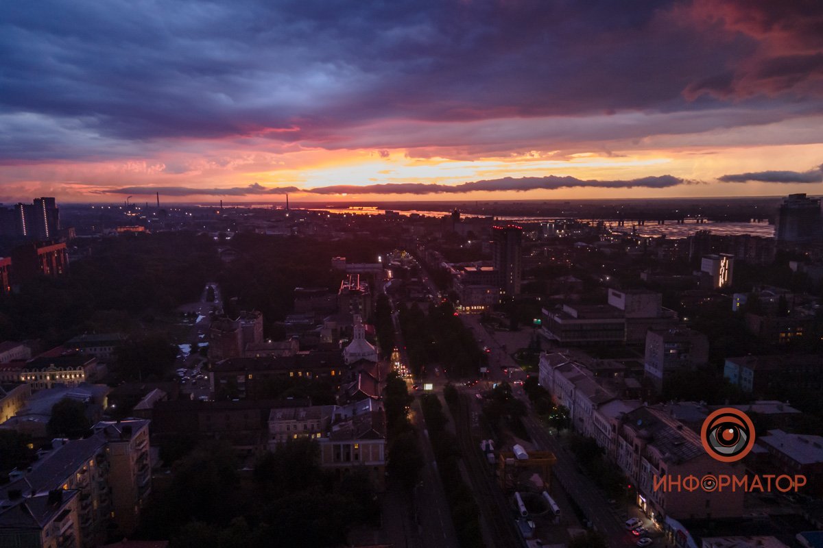 Магический закат над городом