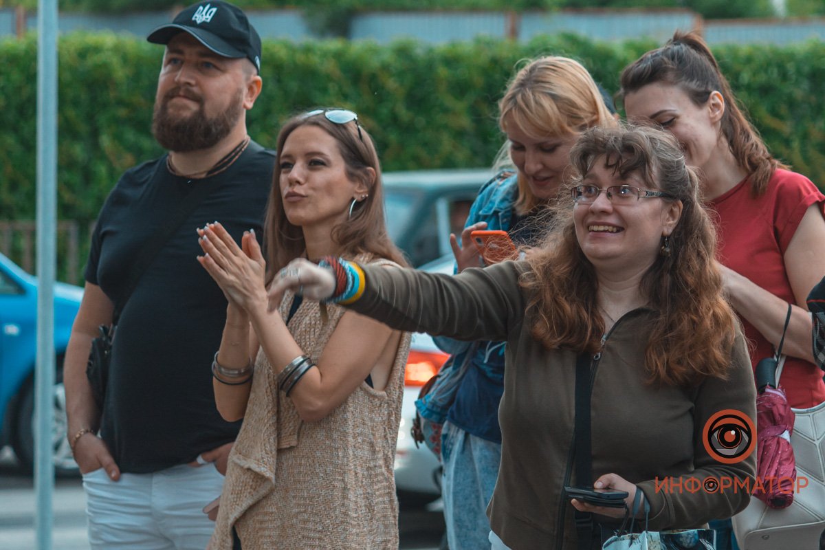 Когда увидел любимого исполнителя