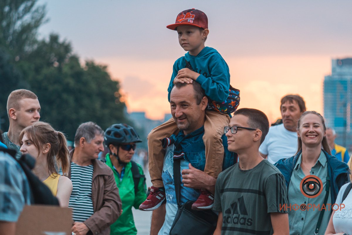 Всей семьей