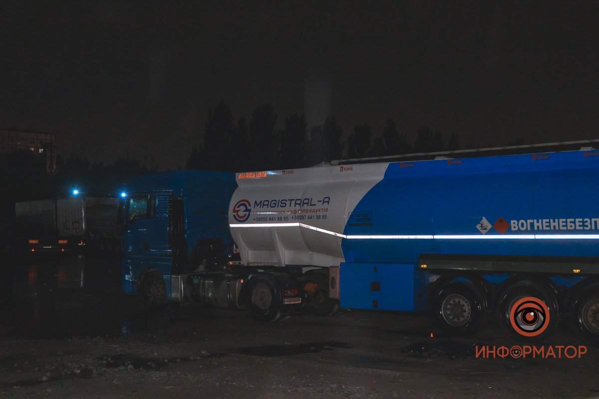 На территории стоянки На территории стоянки