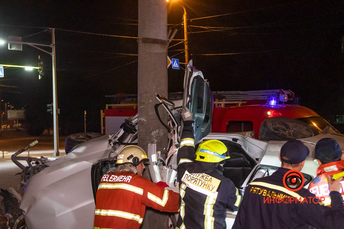 На помощь водителю ушло более трех часов