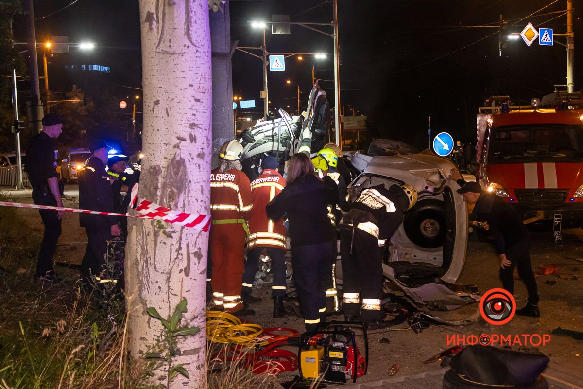 Ногу водителя зажало в салоне