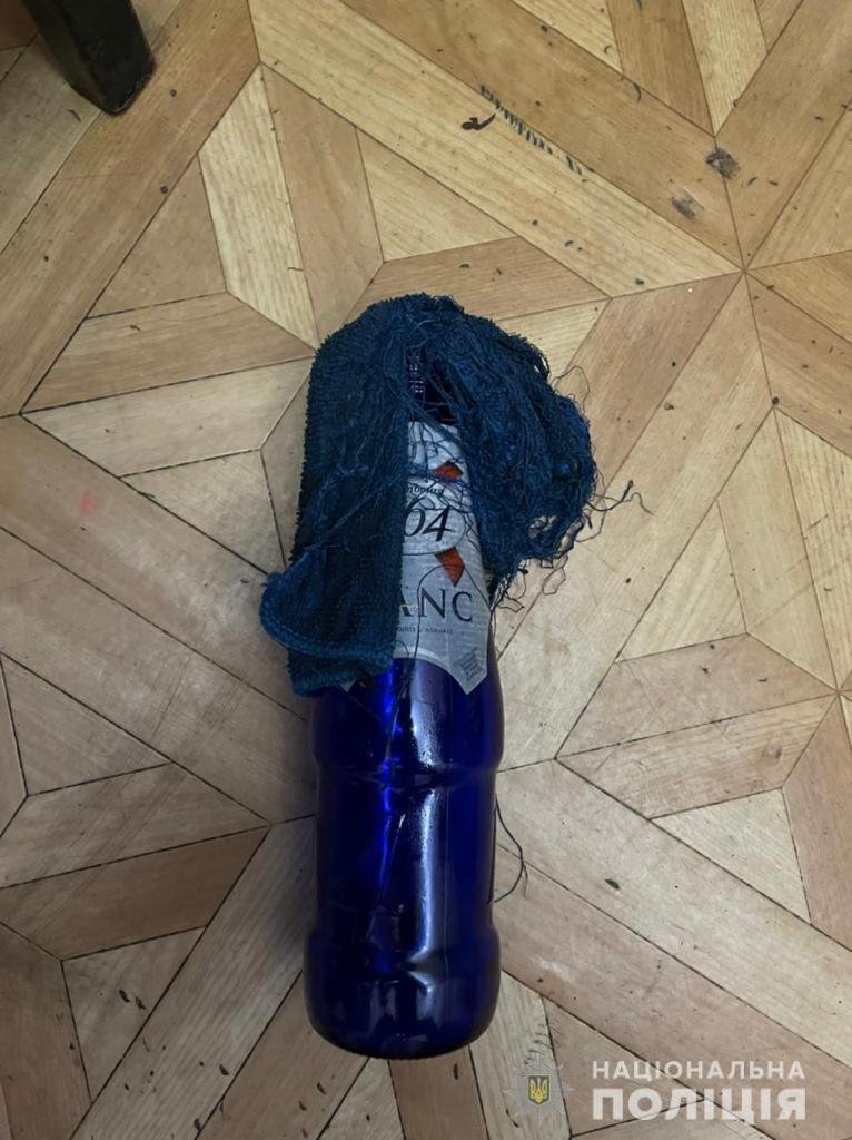 Злоумышленники - трое парней из Каменского Злоумышленники - трое парней из Каменского