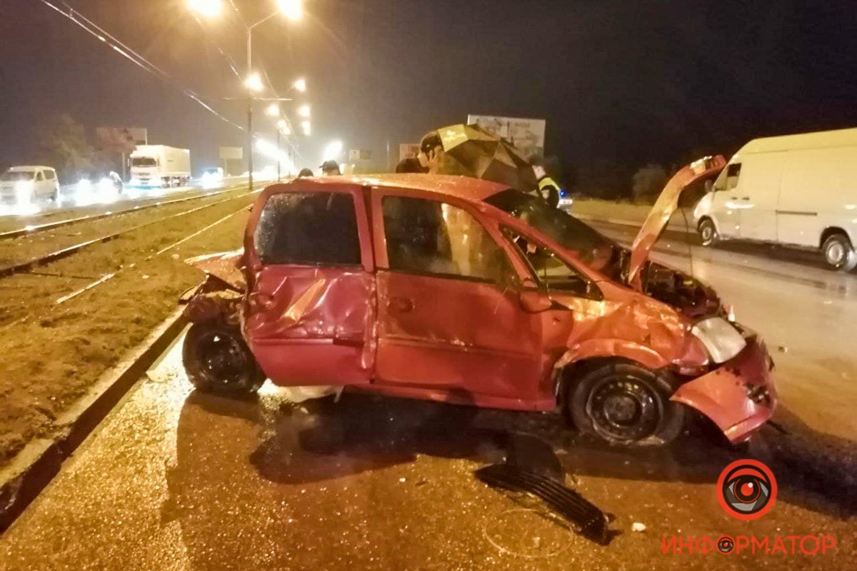 На месте работает полиция На месте работает полиция