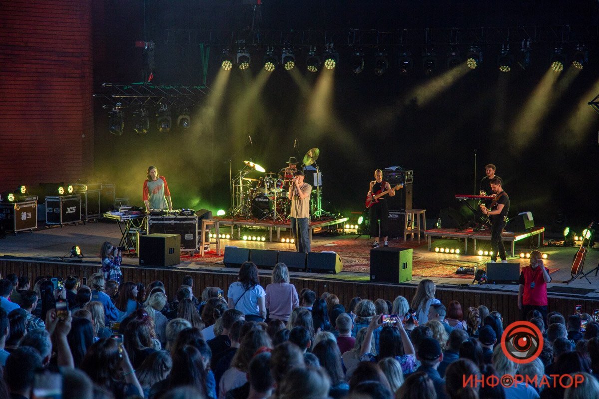 Концерт "Бумбокс" состоялся в Летнем театре в парке имени Шевченко Концерт "Бумбокс" состоялся в Летнем театре в парке имени Шевченко