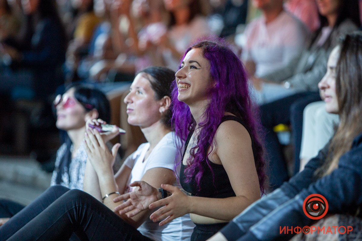 Эпицентр хорошего настроения Эпицентр хорошего настроения