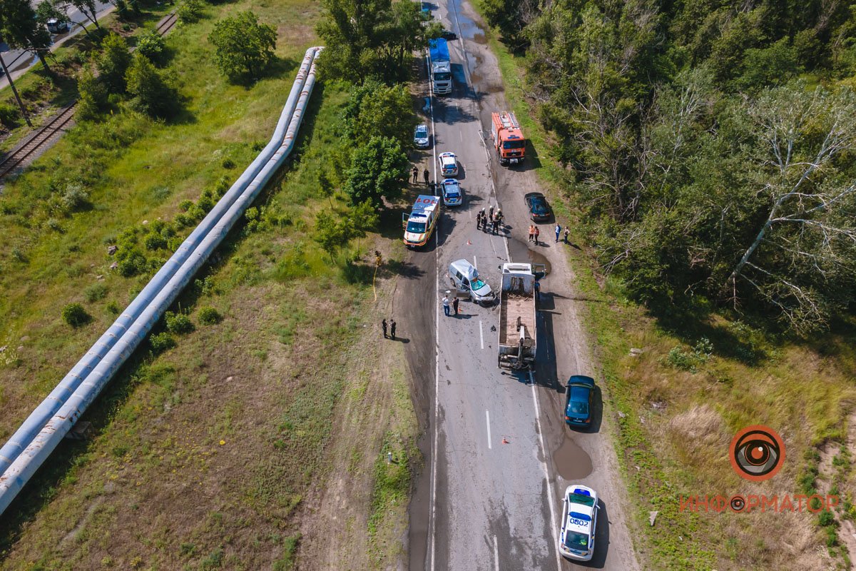 Фура ехала навстречу