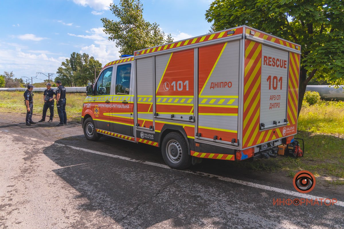 Машину раскрыли при помощи гидравлического инструмента