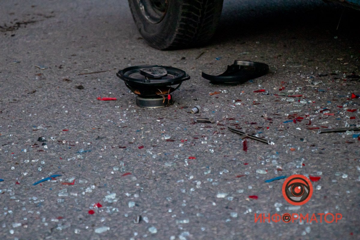 Водителя ВАЗ увезли в больницу