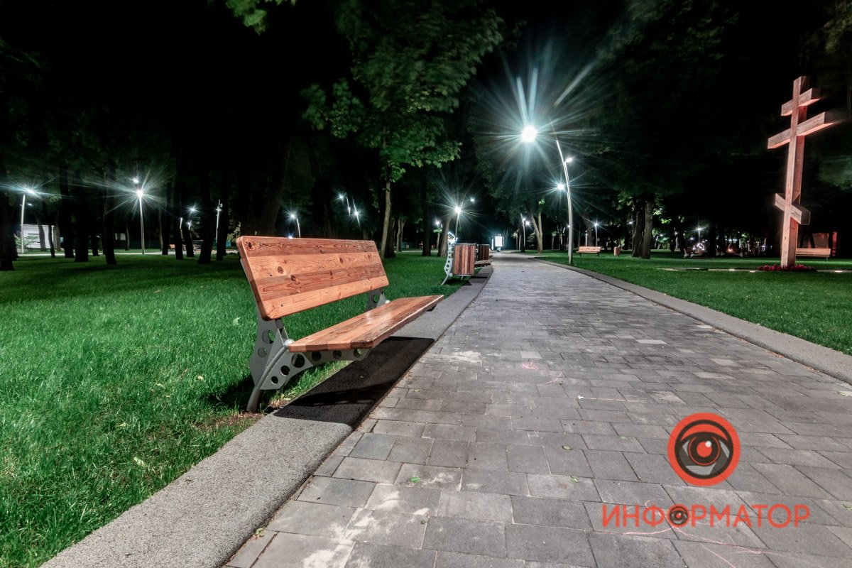 Днем на этих лавочках горожане будут наслаждаться природой