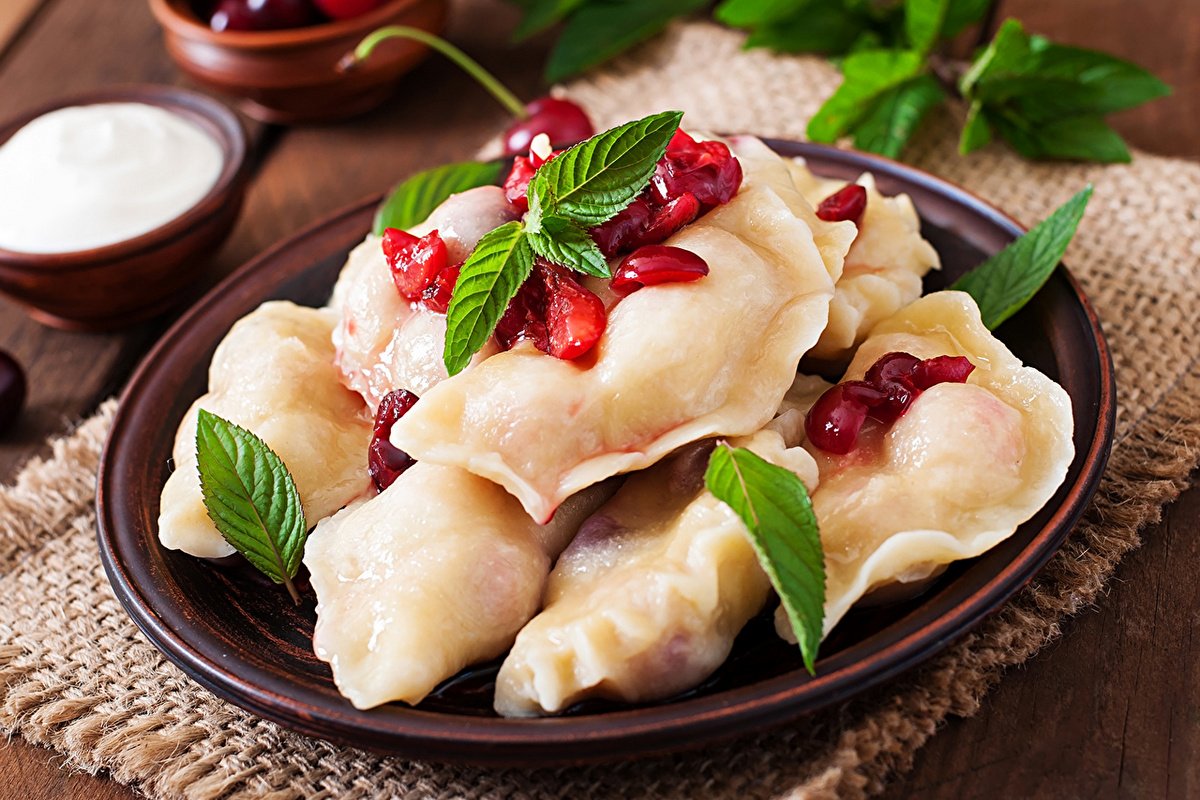 Вареники с черешней