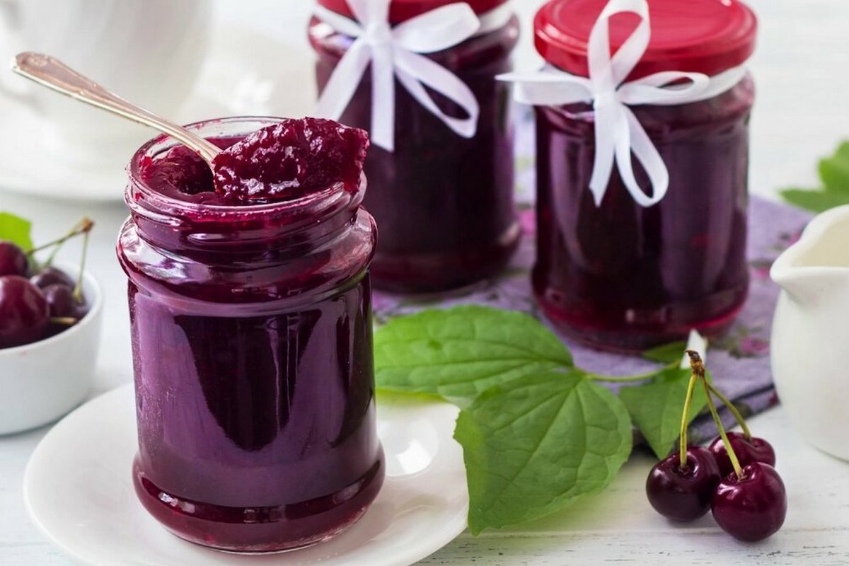 Консервированная черешня