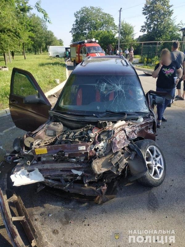 Погибли двое, восемь человек госпитализированы Погибли двое, восемь человек госпитализированы