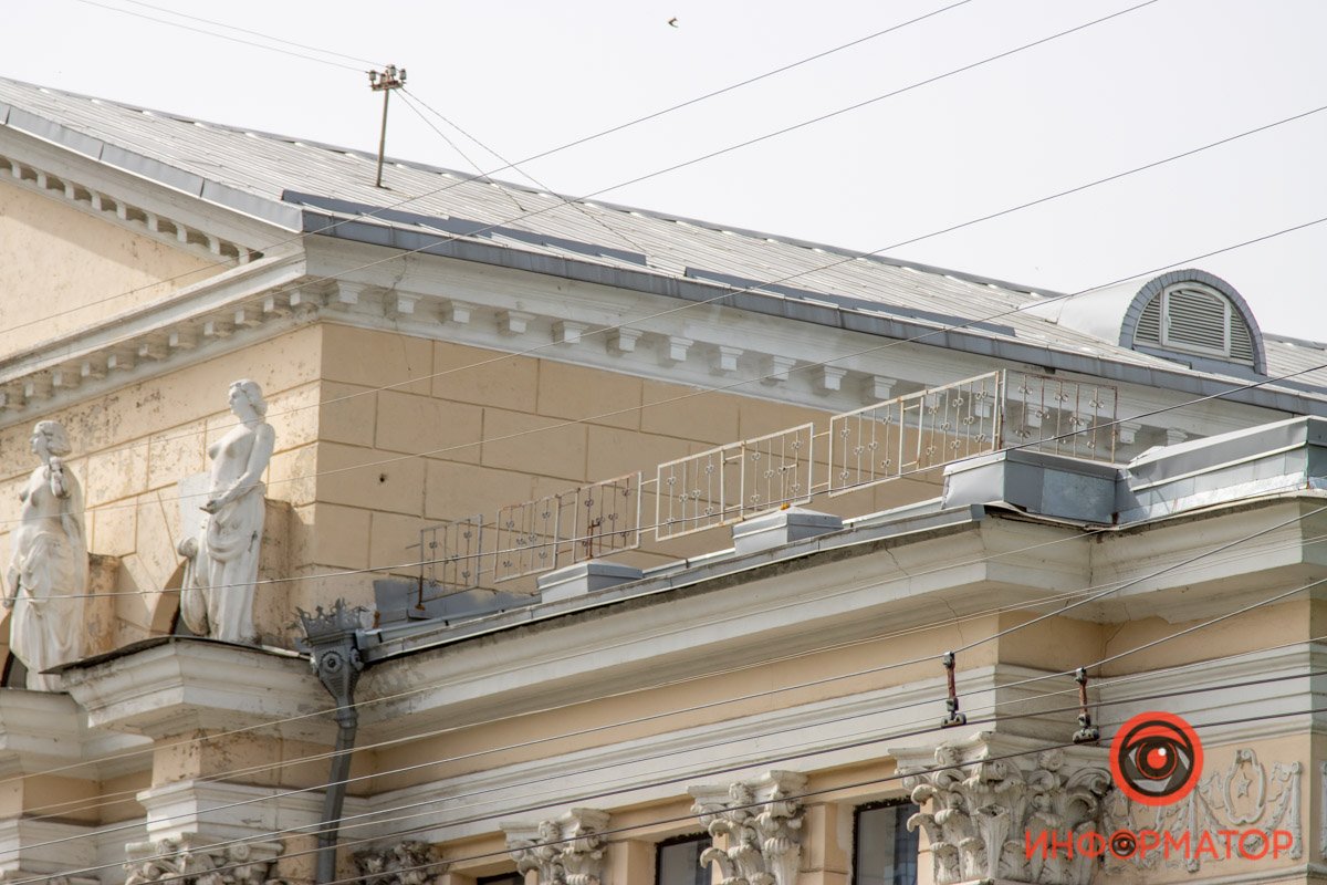 Без граффити