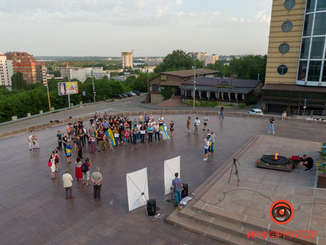 Легкомысленное отношение к событиям на востоке может привести к тяжелым последствиям для всей страны