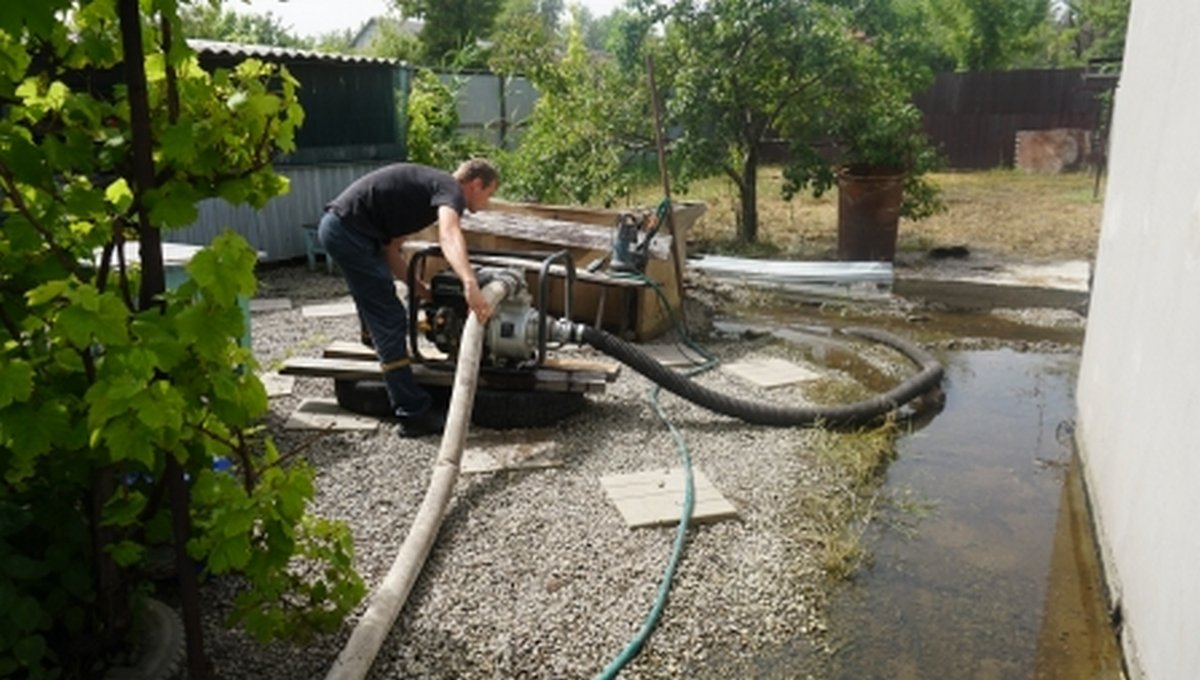 Откачали больше 700 000 кубических метров воды