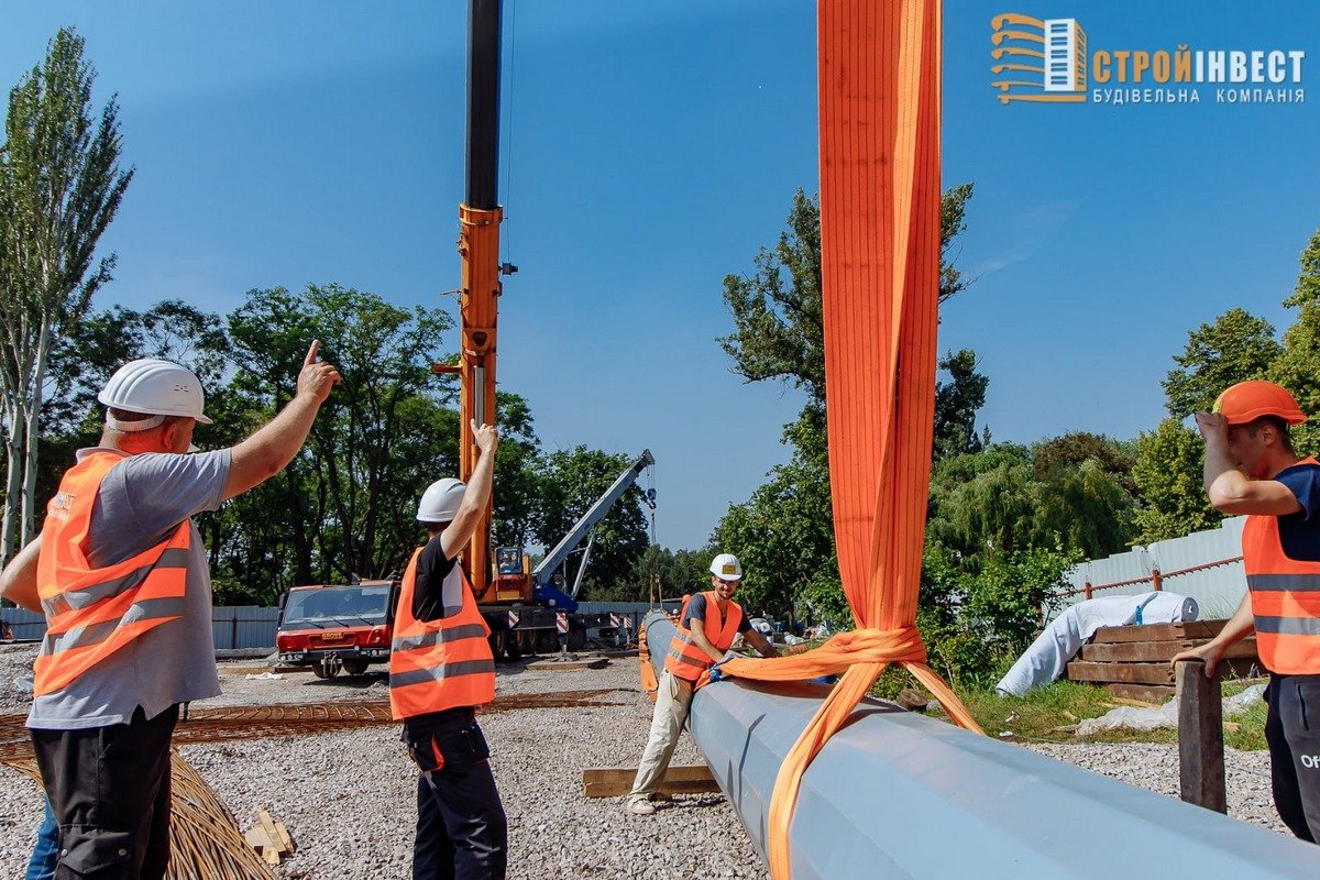 Третий по величине флагшток в Украине установили в Кривом Роге