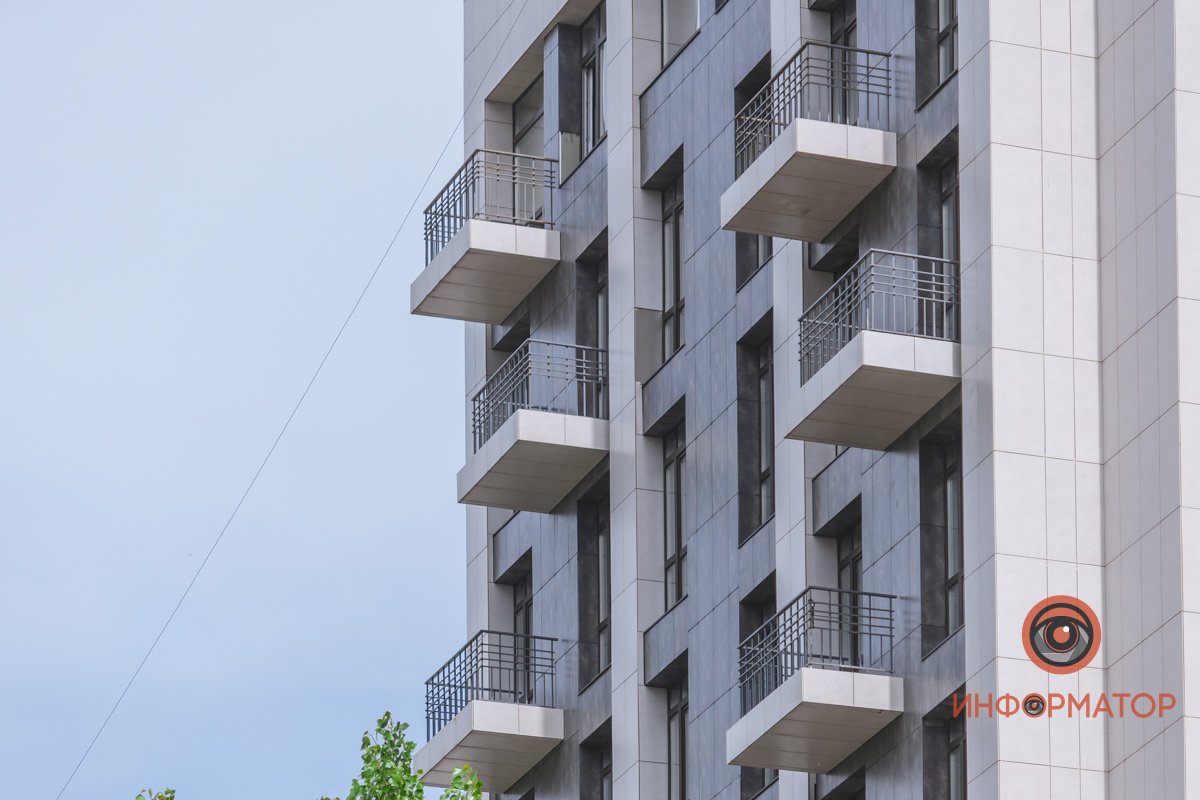 Асимметрия - признак жизни