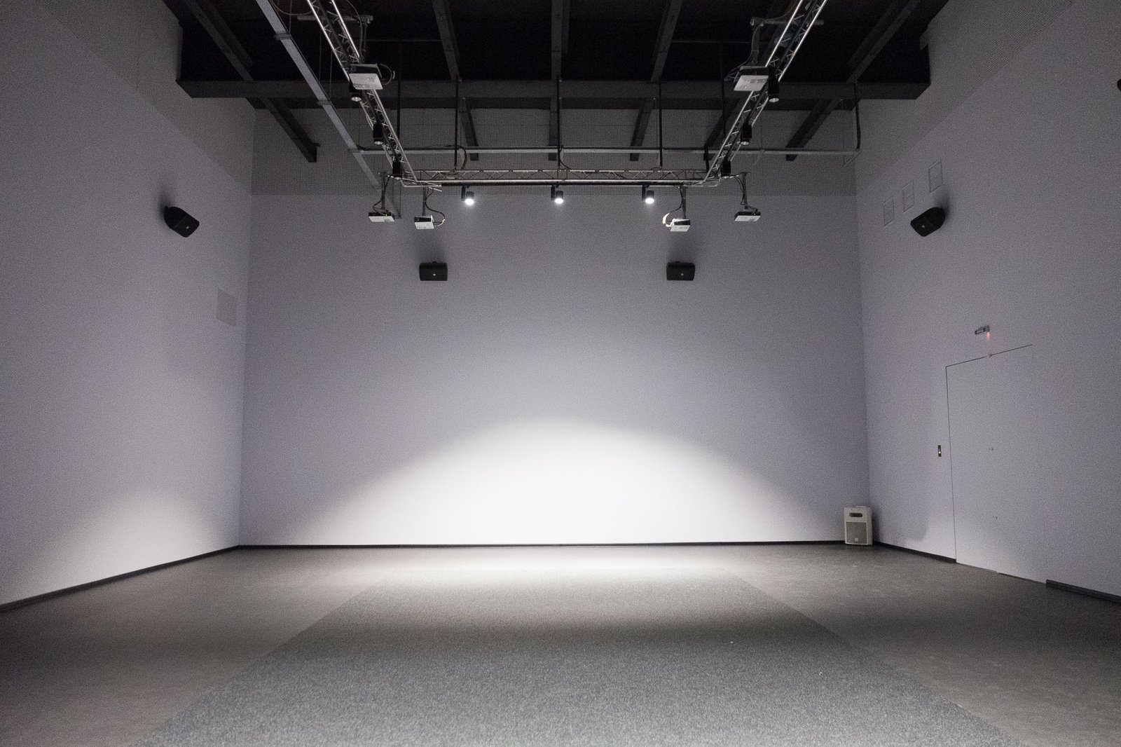 В Днепре скоро откроется внутренняя экспозиция первого в Украине музея АТО (ФОТО) 11