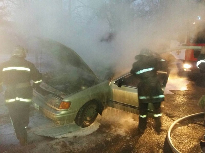 На Поля горел автомобиль: подробности (ФОТО) 2