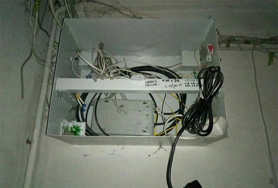 Один из домов в центре Днепра мог остаться без Интернета 1