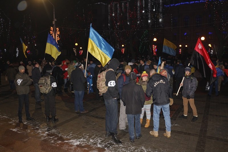 В Днепре состоялось факельное шествие в честь Бандеры: как это было (ФОТО) 1