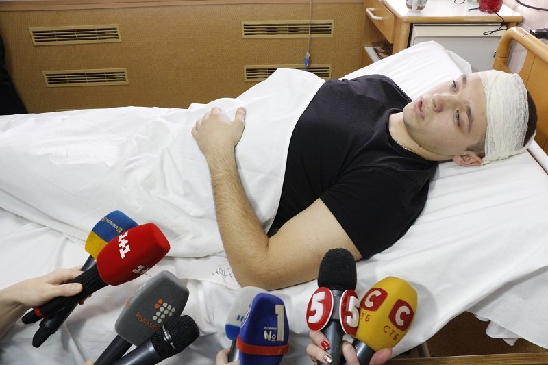 Геройский поступок: полисмен ценой собственного здоровья спас жизнь человеку (ФОТО, ВИДЕО) 10