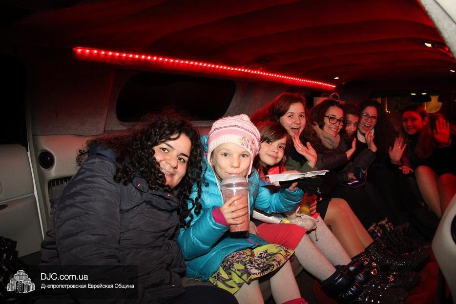 Как в Днепре отмечали Хануку (ФОТО, ВИДЕО) 7