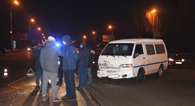 ДТП на Запорожском: столкнулись Citroen и Hyundai (ФОТО) 7