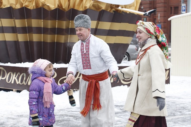 Мастер-классы, колядки и вертеп: в Днепре стартовал фестиваль "Країна мрій" (ФОТО, ВИДЕО) 10