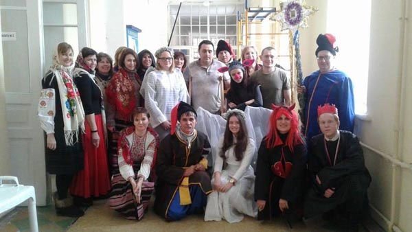 В Днепре устроили рождественское представление для раненых воинов АТО (ФОТО) 1