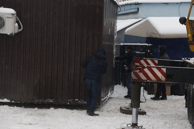 В Днепре продолжают бороться с незаконными МАФами (ФОТО) 4